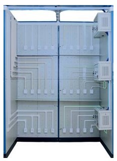  HY-B2型弱電井中垂直工作區系統實(shí)驗實(shí)訓裝置