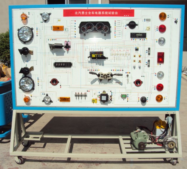 HY-QC524型北汽勇士全車(chē)電器實(shí)訓臺 